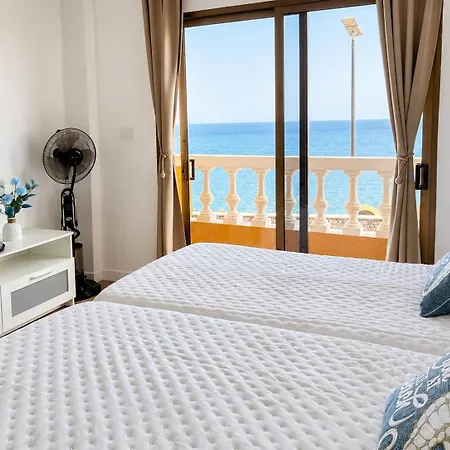 Restinga La Playa 121 شقة